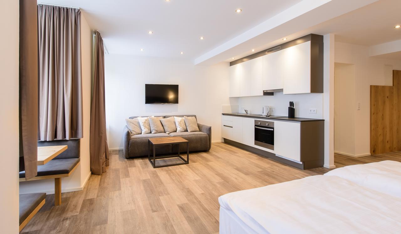 Kaiser Max Design Appartements Инсбрук Экстерьер фото